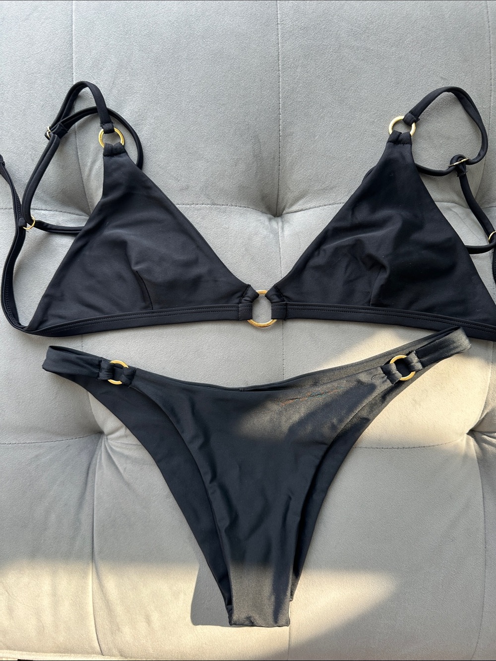 Blackbough Black and Gold Ring Bikini Great condition